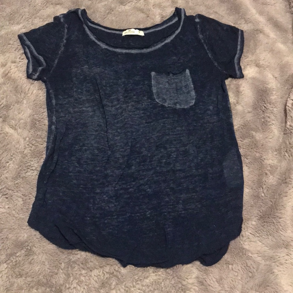 Hollister tee size M